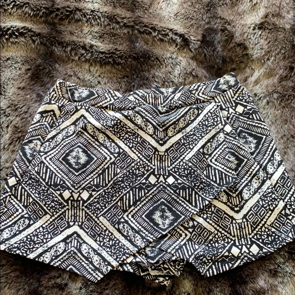 Tribal skort
